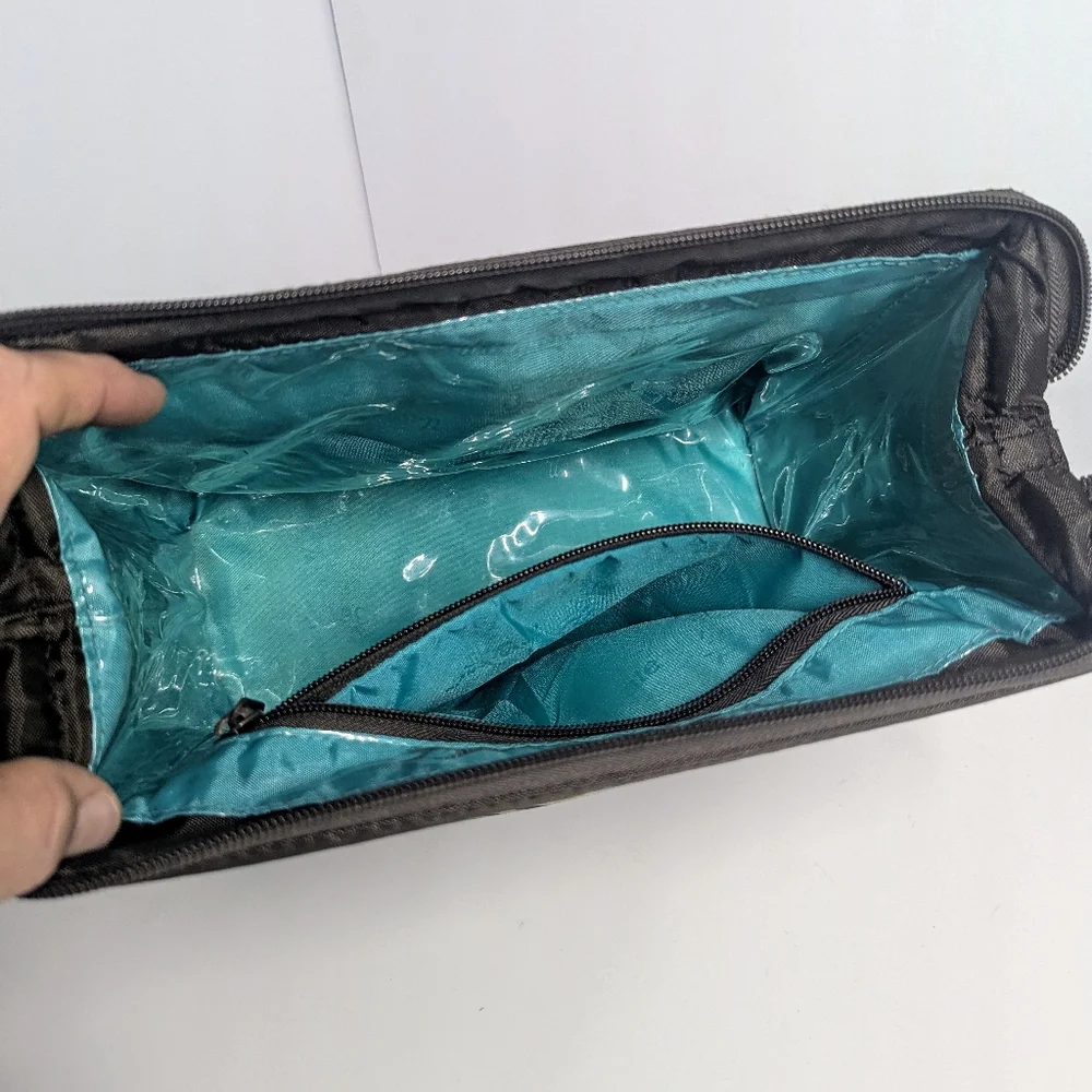 Thirty One Cosmetic/Toiletries Bag Turquoise Multicolor